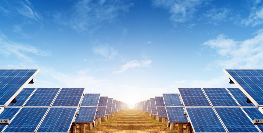 ¿Qué es la energía solar? ¿Qué beneficios tiene la energía solar?